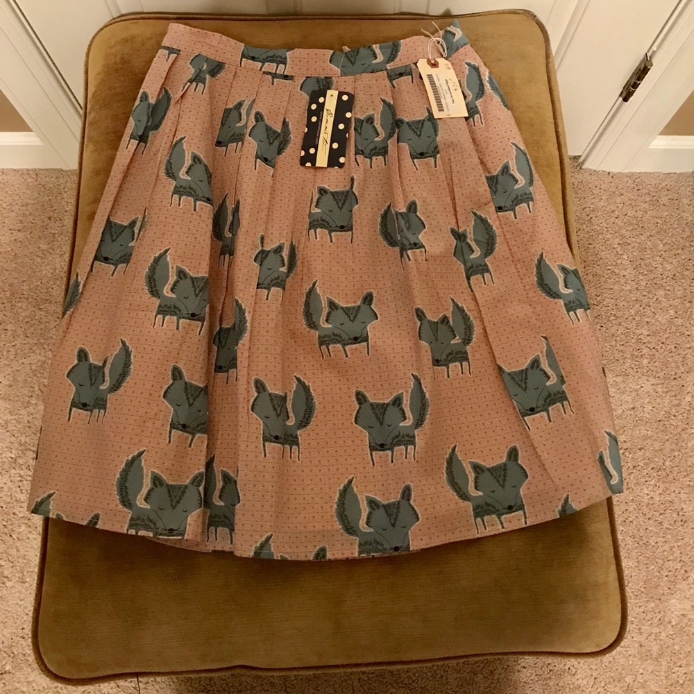 NWT!! Really Cute Skirt! Unique and super stylish!